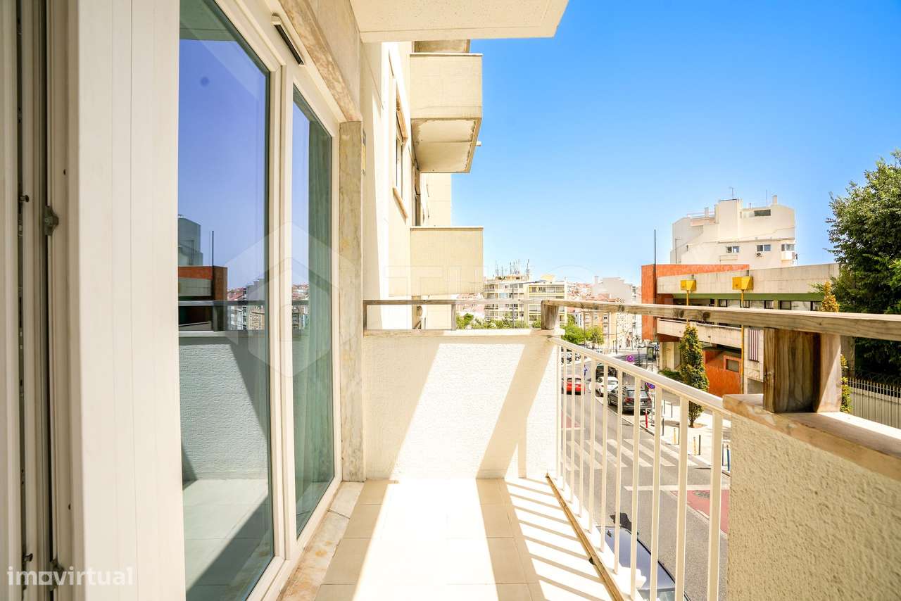 T3 COM 279,60 M² COM JARDIM ESPAÇO COMPLEMENTAR E DOIS ESTACIONAMENTOS-29