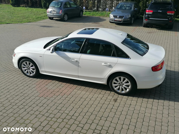 Audi A4 2.0 TFSI Quattro S tronic - 9