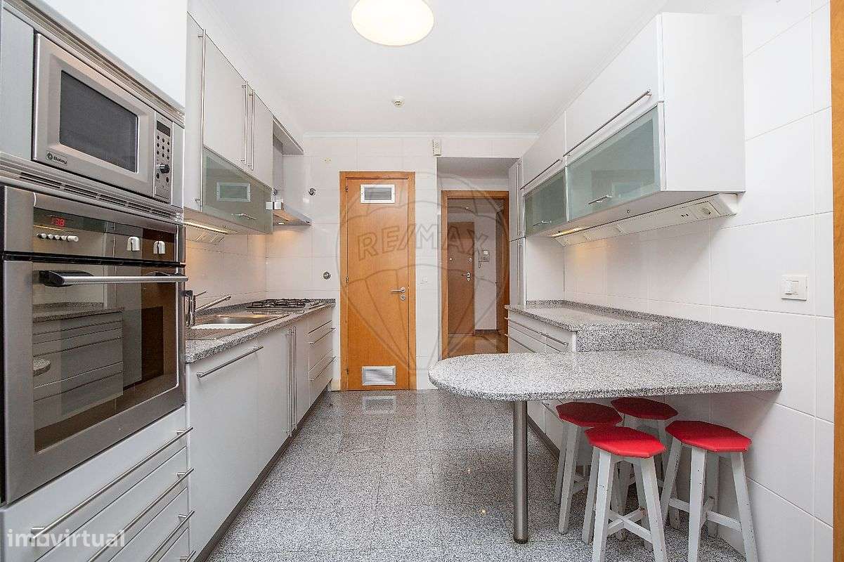 Apartamento T4 para arrendamento - Grande imagem: 4/24