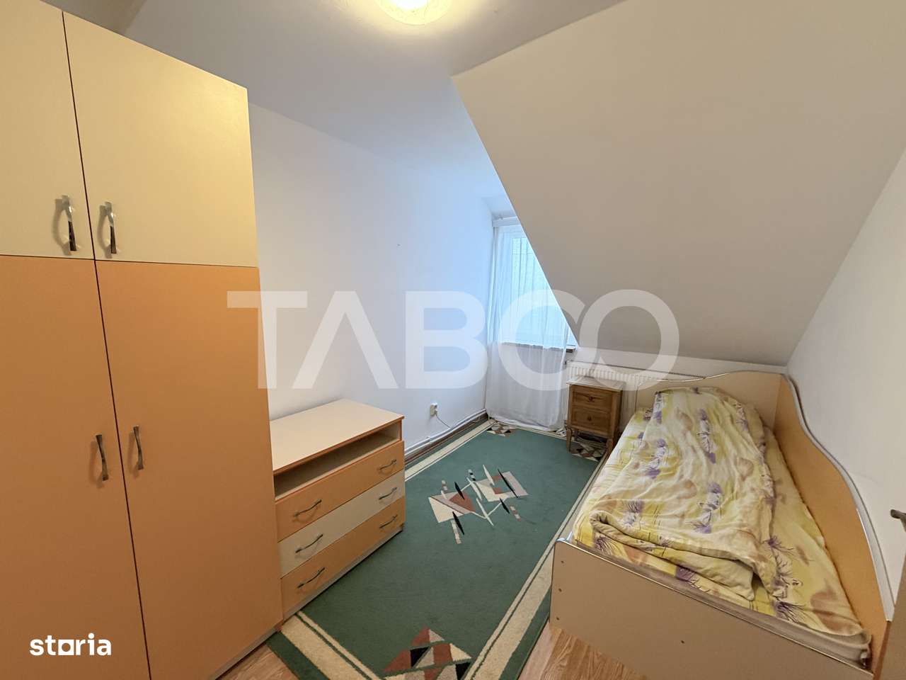 Apartament 4 camere 74 mpu 2 bai cu geam Vasile Aaron nr 22 Sibiu - Imagine principală: 5/11
