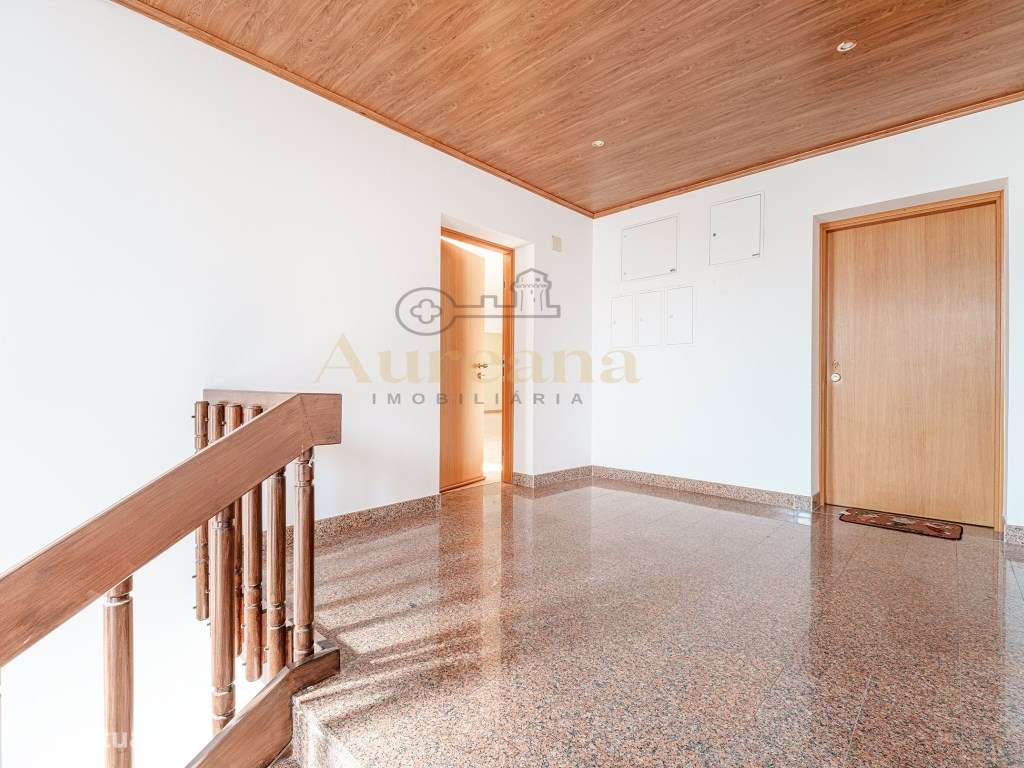 Apartamento T2 Exclusivo com Terraço e Vista para a Basílica de Fátima - Grande imagem: 4/32