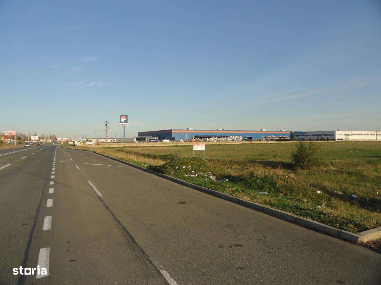 Teren 25000 mp vis-a-vis de Expo Arad - Imagine principală: 3/8