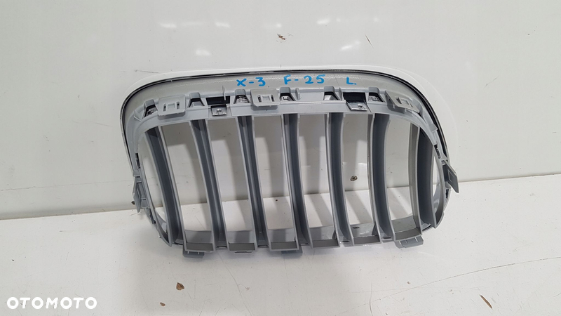 BMW X3 F25 LIFT GRILL ATRAPA NERK LEWA ORGINAL - 4