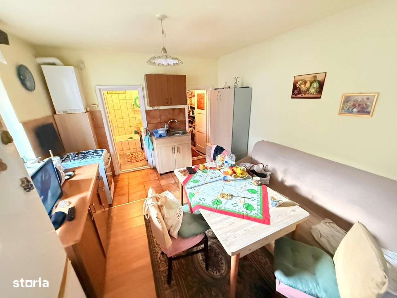 Casa de vanzare cu 3 camere -zona Cristian , Brasov - Imagine principală: 4/15