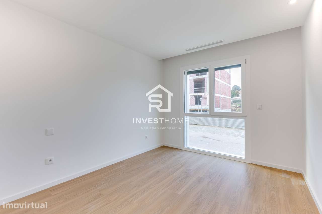 Apartamento T3 | Novo 2025 | Pronto a Escriturar | Varanda | Box-17