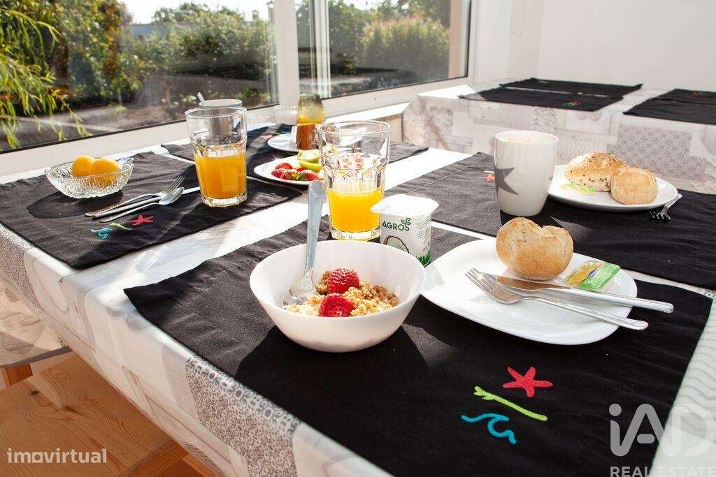 Prédio em Estela de 163,00 m2 - Grande imagem: 5/22