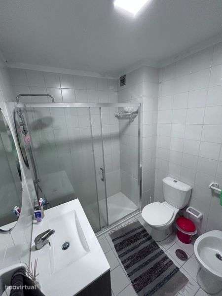 Arrenda-se apartamento ao Monte dos Burgos - Grande imagem: 4/10