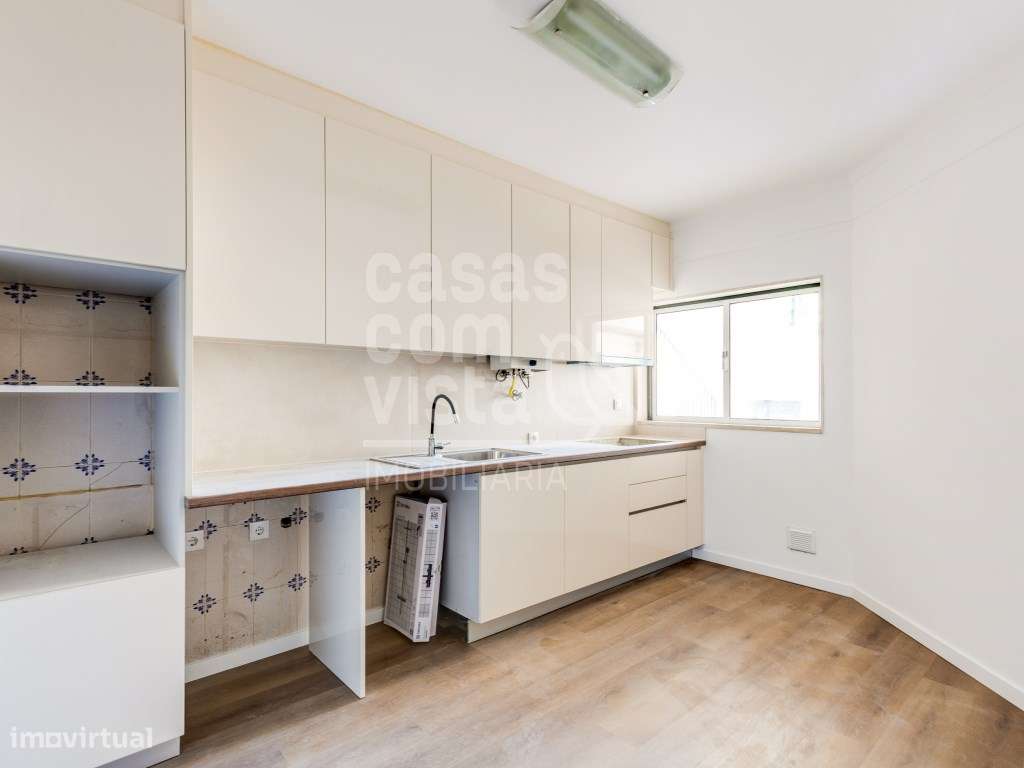 Apartamento T2 Rés do Chão com garagem privativa, e a localização i...-19