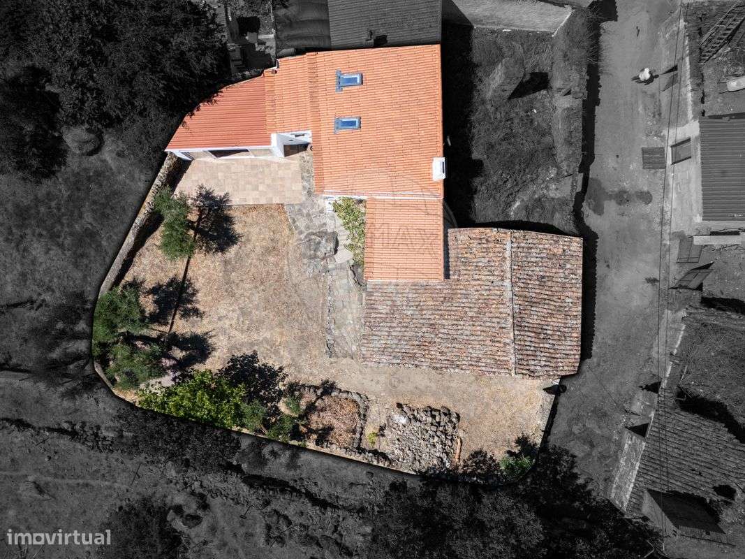 Moradia T1 para venda - Grande imagem: 4/27