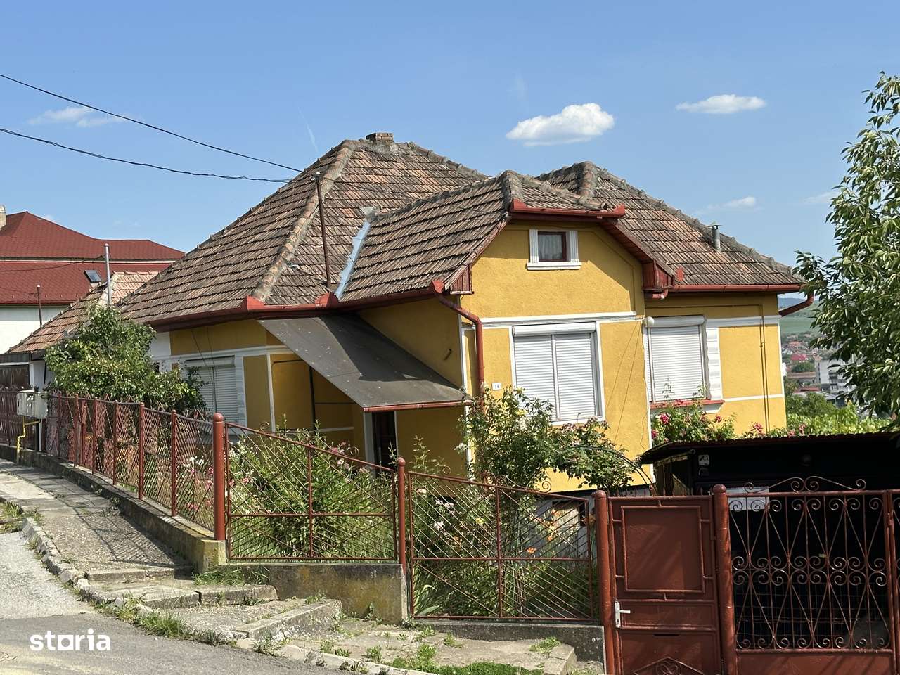 Casa DE VANZARE Str. Pompierilor Tarnaveni - Imagine principală: 1/20