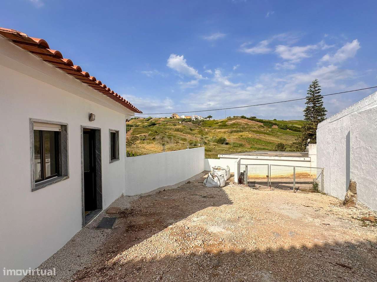 Moradias (T0+T2) | Projeto Aprovado | Excelente Investimento-9