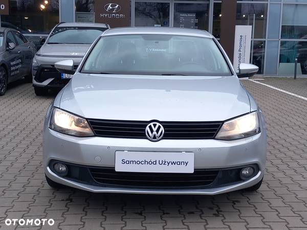 Volkswagen Jetta 1.6 TDI Comfortline - 3