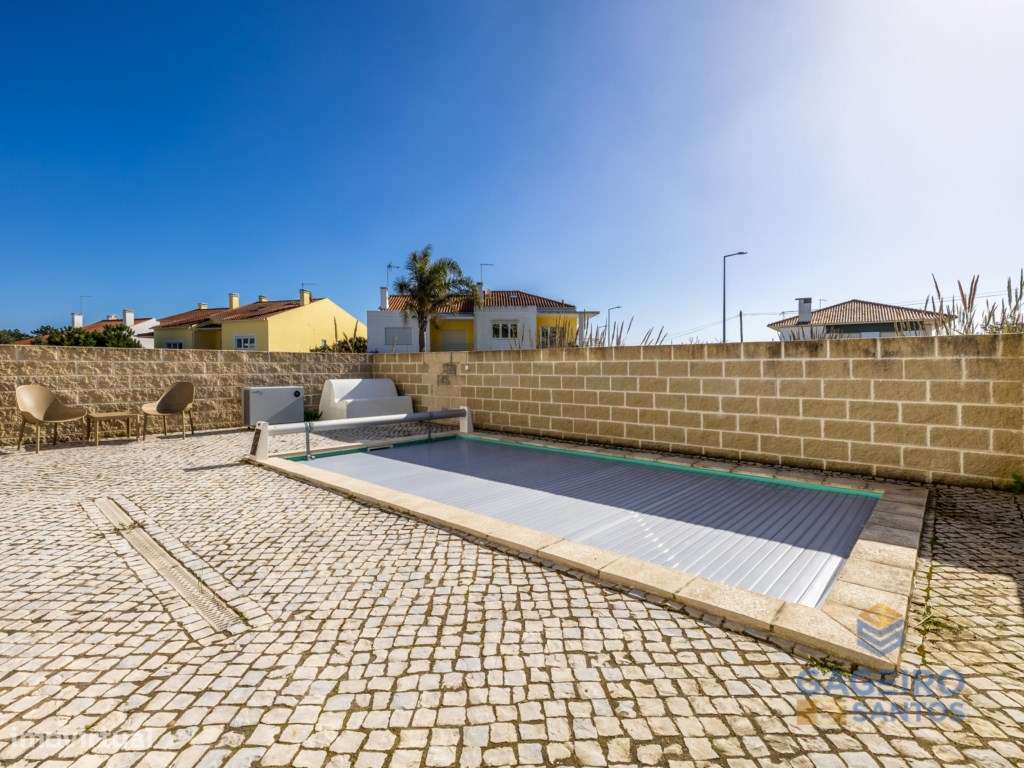 Moradia T4 - Moderna, Inteligente e Eficiente-49