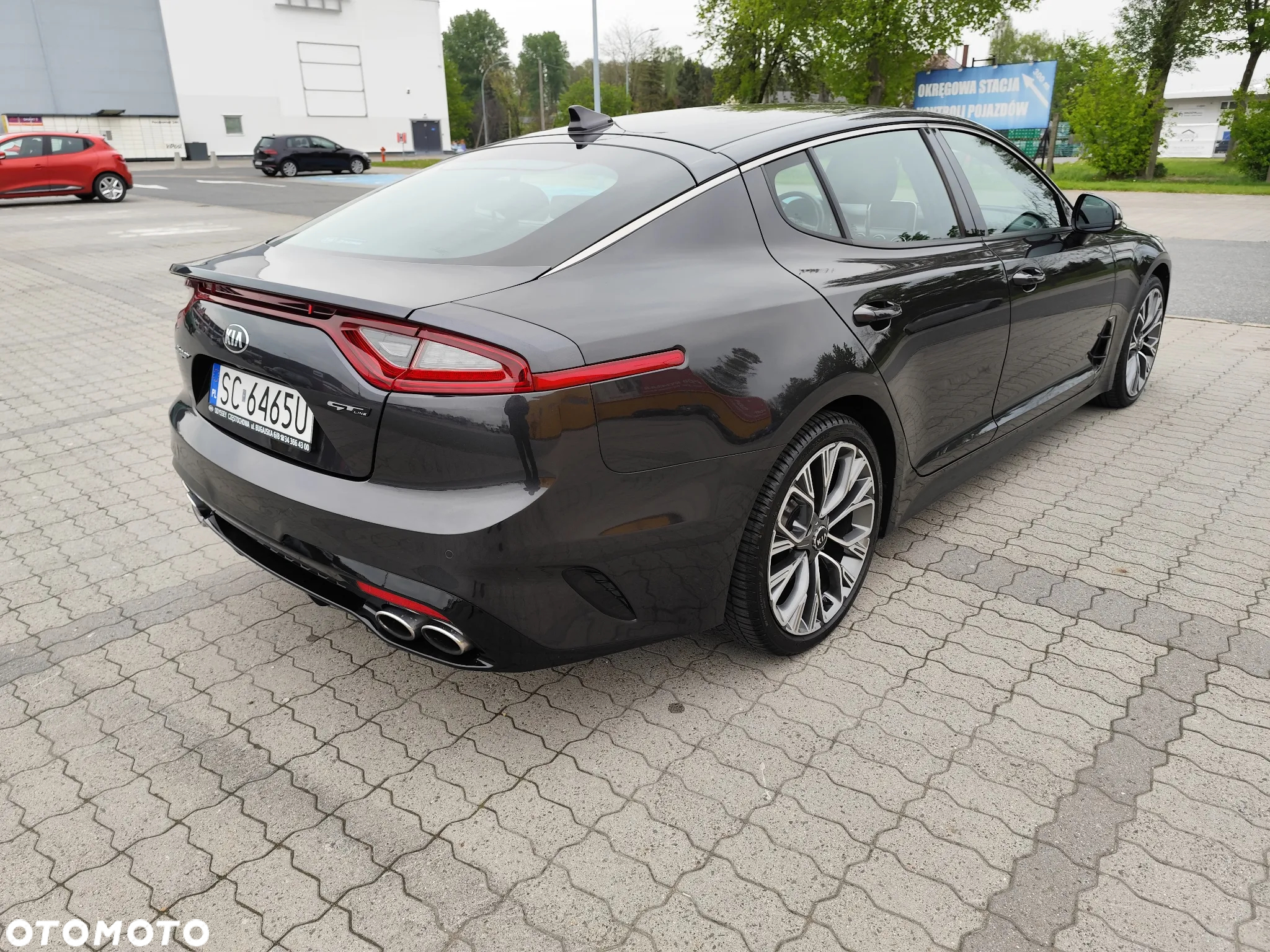 Kia Stinger 2.0 T-GDI GT Line - 10