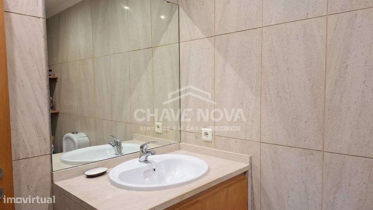 Apartamento T3 c/garagem Box em Valadares-28
