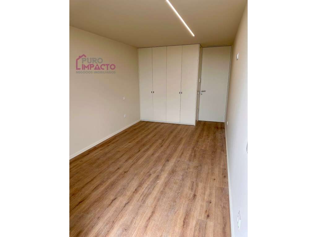 T1 3º piso Condomínio Priv. a 200 Metros - Praia da Madalena - Grande imagem: 5/14