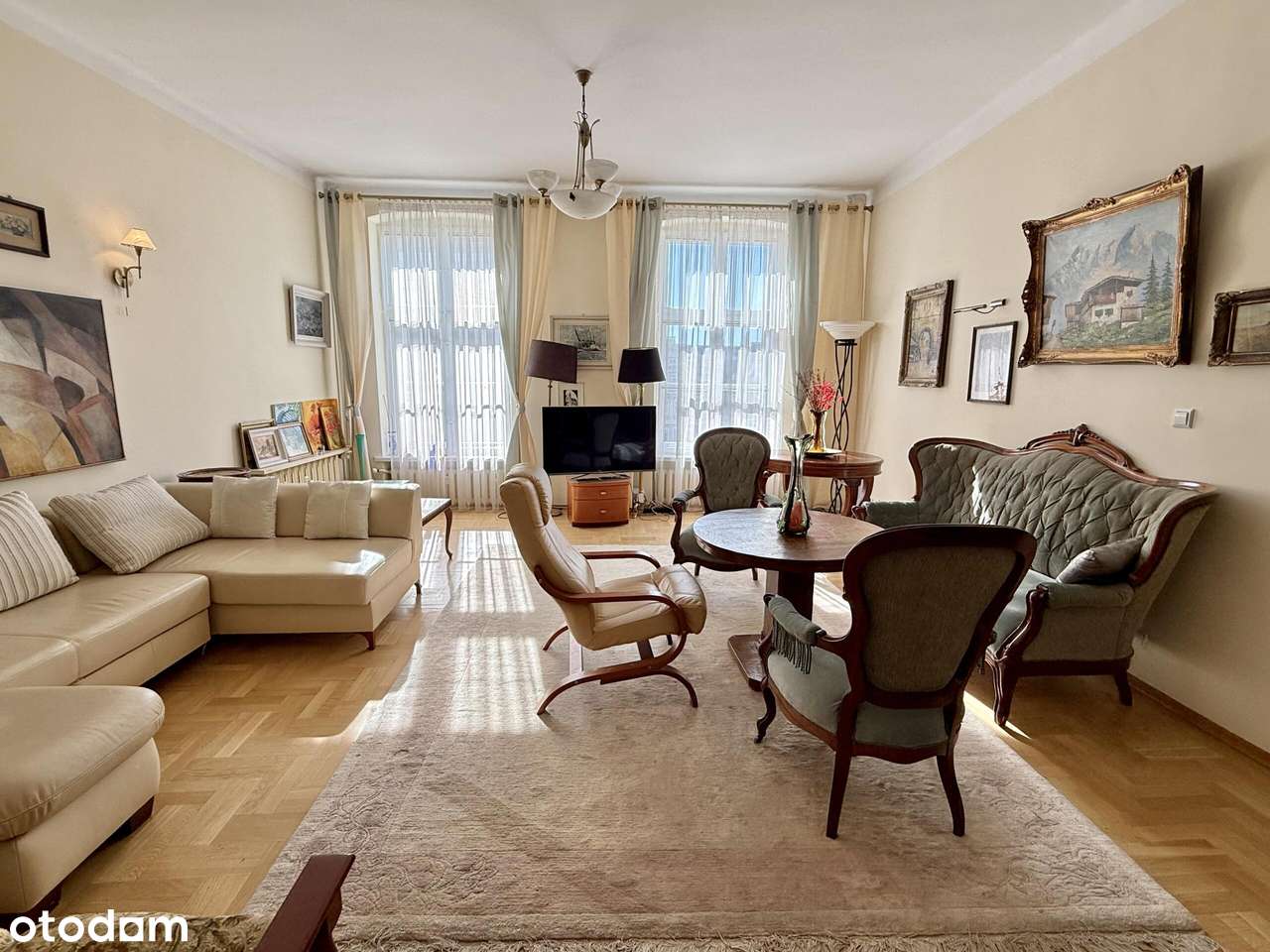 Czteropokojowe mieszkanie z widokiem na Ratusz-5