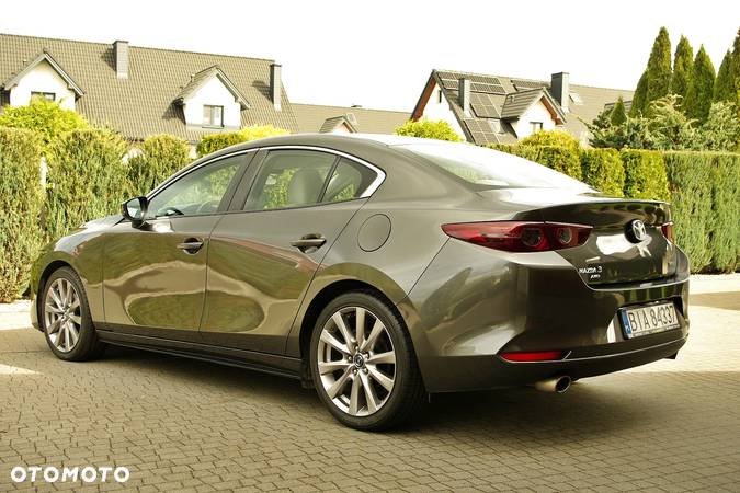 Mazda 3 - 7