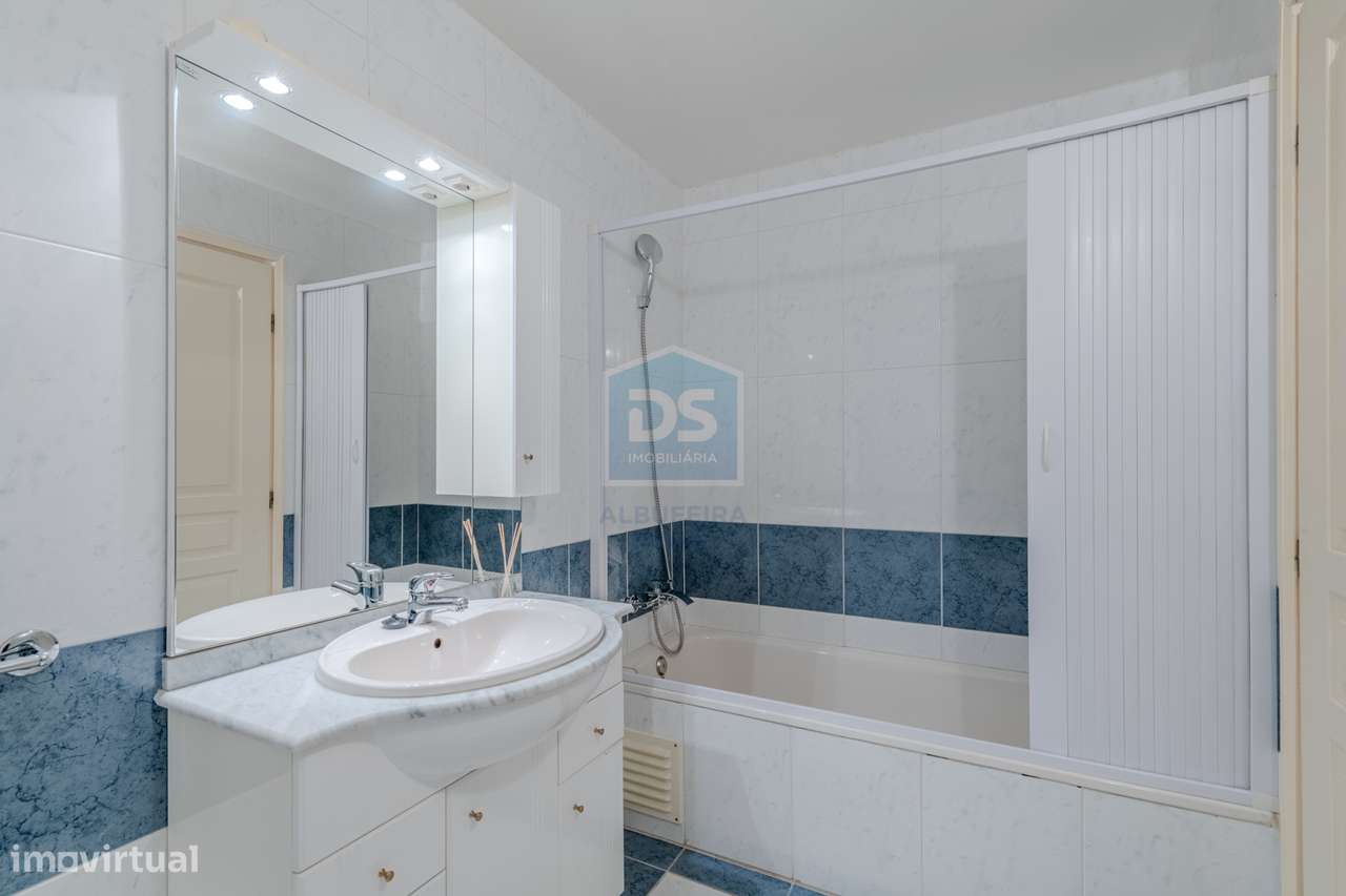 Apartamento T2 Venda em Albufeira e Olhos de Água,Albufeira-17