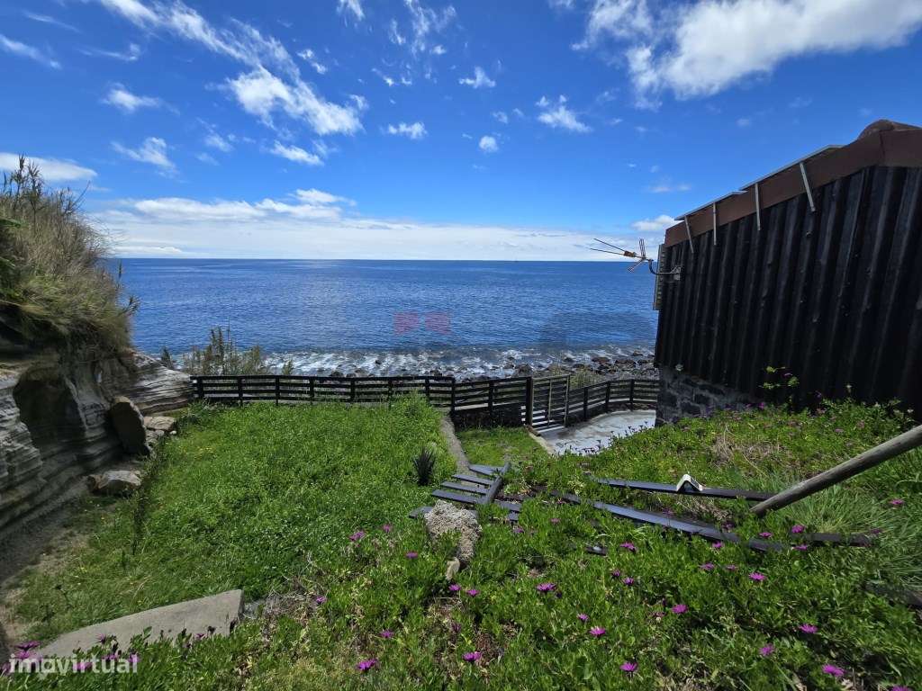 Moradia Isolada T2 -Rocha da Relva-38