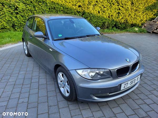 BMW Seria 1 116i - 4