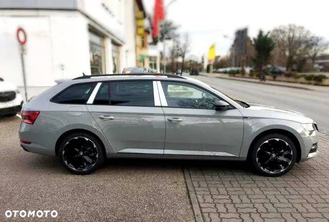 Skoda Superb 2.0 TSI 4x4 Sportline DSG - 11