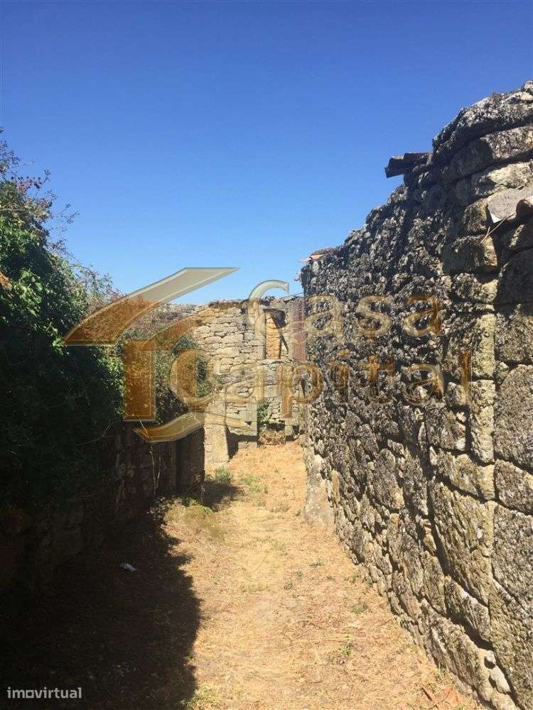 Moradia Rústica com Projecto-15