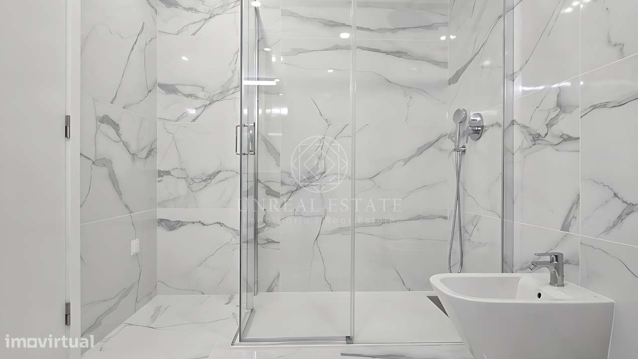 Apartamento T2 Novo no Entroncamento | Acabamentos Premium | Em Constr-16