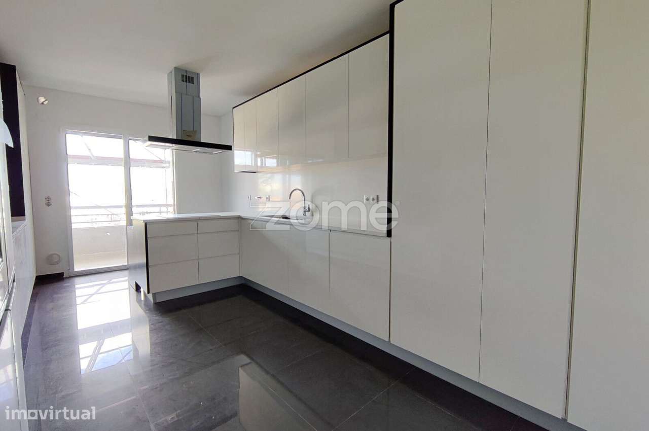 Apartamento T3 novo, nas Colinas do Cruzeiro, Odivelas-4