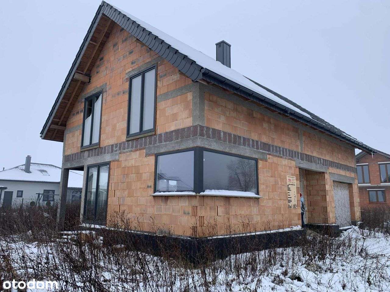 dom w stanie surowym zamkniętym Osiek Mały woj wlk-14