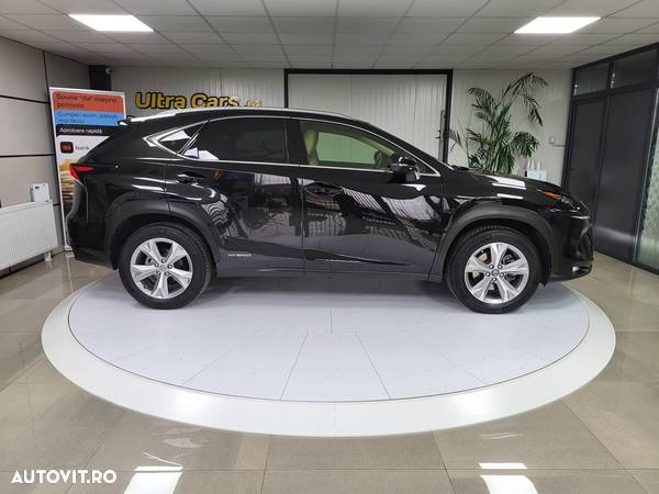 Lexus Seria NX 300h AWD Luxury - 7