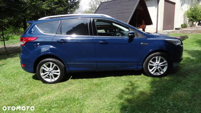 Ford Kuga 2.0 TDCi 4WD Titanium - 5