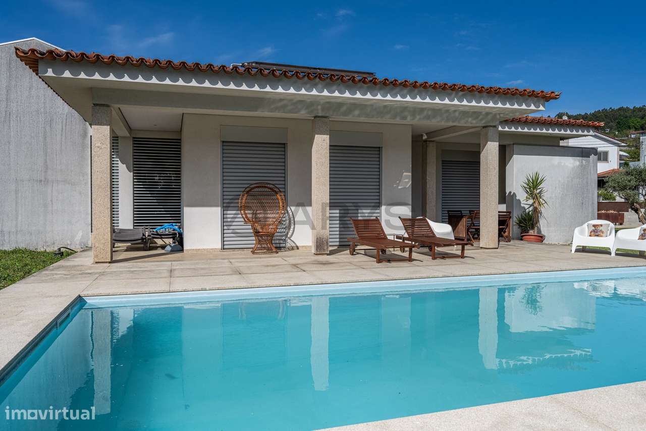 Moradia em Trandeiras, Braga-31