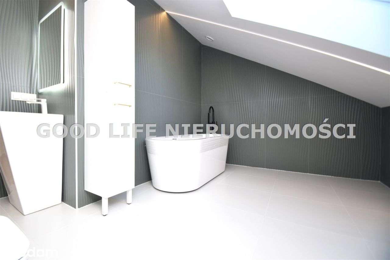 Nowoczesny dom wolnostojący 260 m2, 5Pok. / Krasne-11