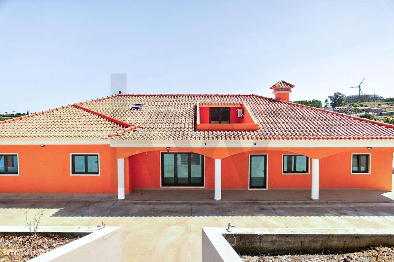 Moradia T5 com piscina e mais de 8.000 m2 de terreno | Seramena, Sobra-7