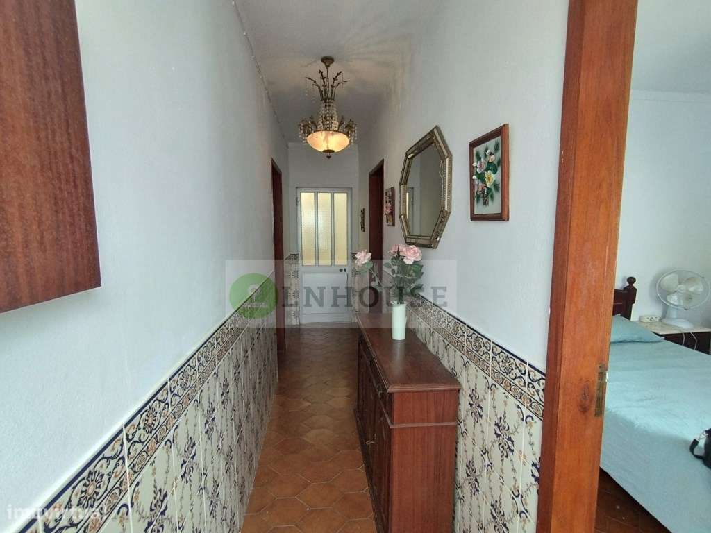 Moradia T2+2 com quintal e terraço, Azinhal-2