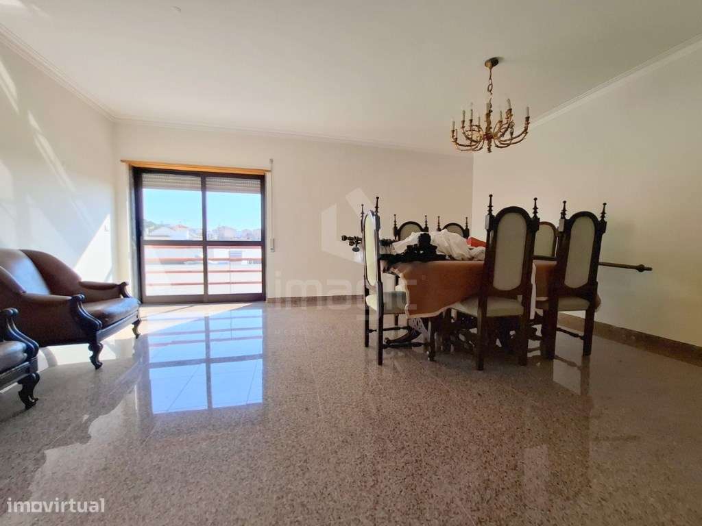 Apartamento T3 usado em Vialonga - Grande imagem: 5/21