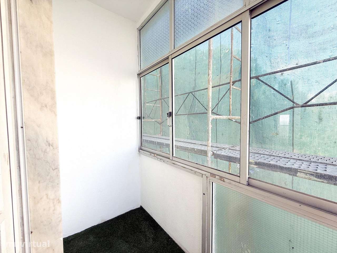 T2 em Santa Iria da Azóia c/ vista rio e arrecadação!-5