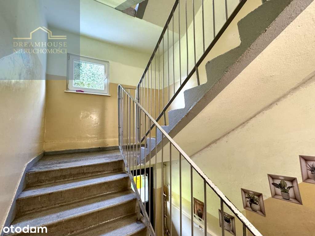 4 pokoje, balkon, 1. piętro - Os. Batorego-17