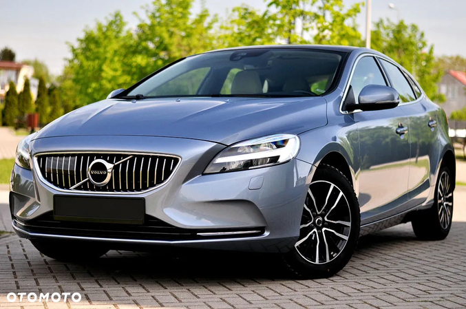 Volvo V40 D2 Inscription - 17