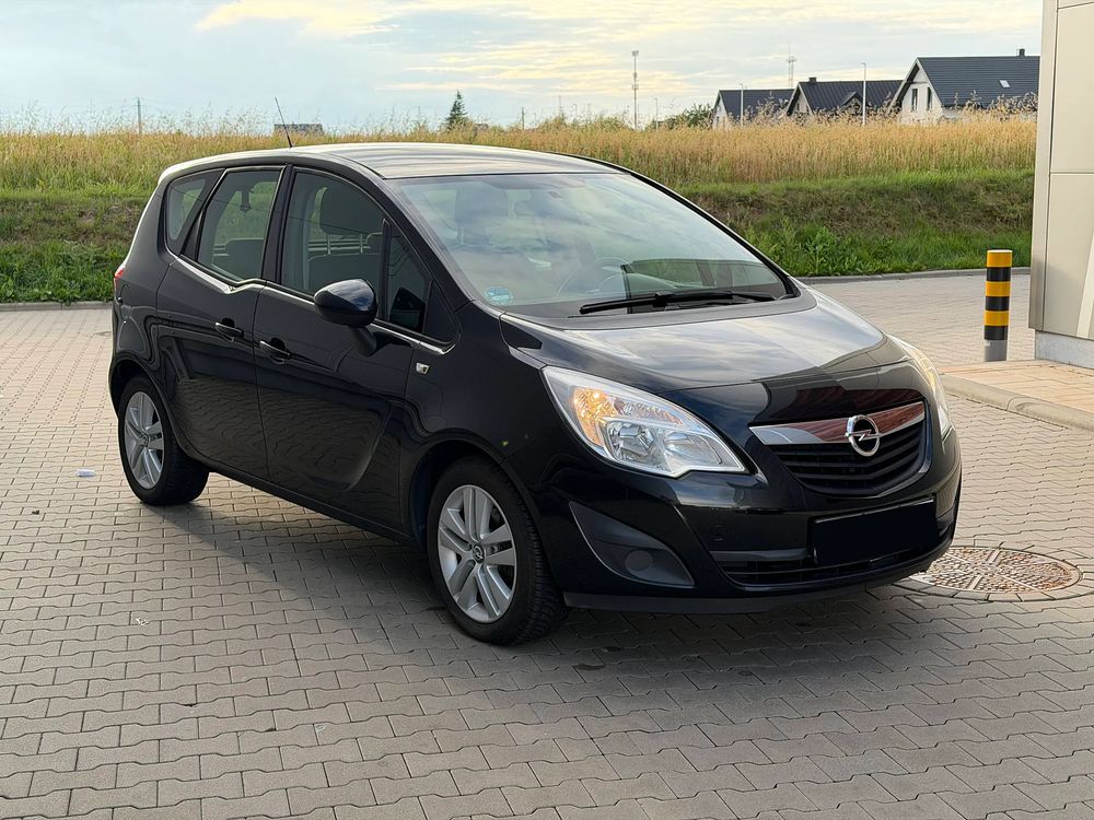Opel Meriva II (2010-) 1.4 Active 2011