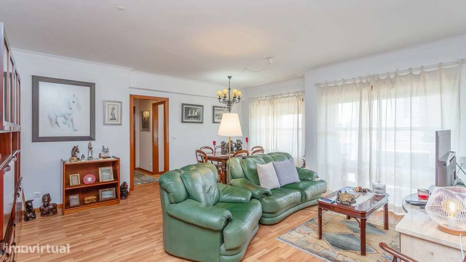 Apartamento T1 com garagem  Madorna - São Domingos de Rana - Grande imagem: 1/27