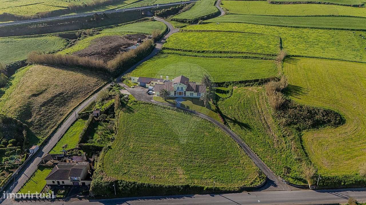 Moradia T7 para venda - Grande imagem: 4/33