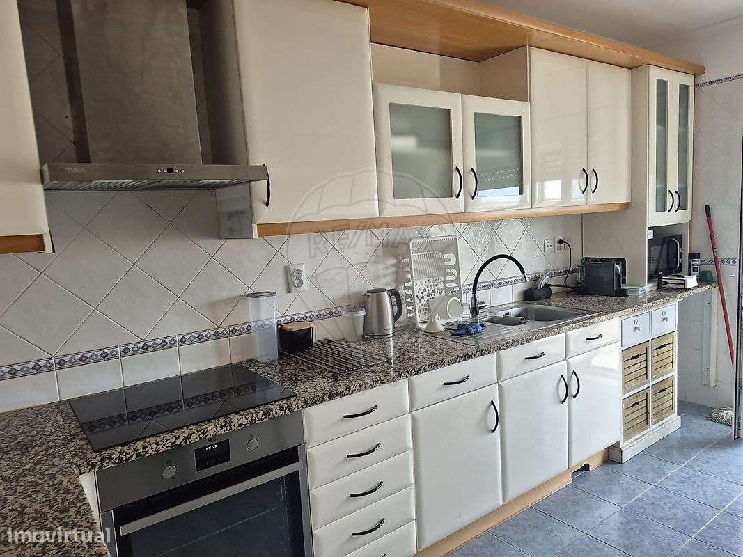 Apartamento T2 para arrendamento - Grande imagem: 2/10