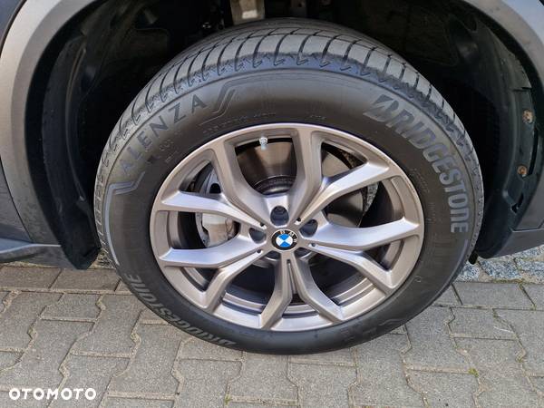 BMW X5 xDrive30d mHEV - 29