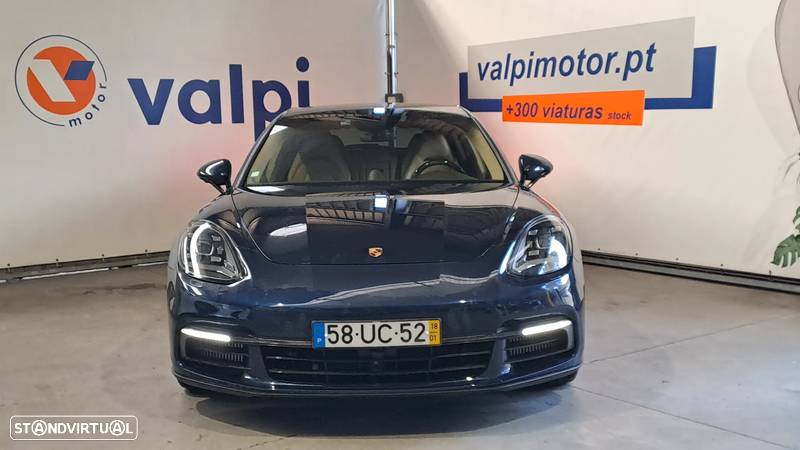 Porsche Panamera Sport Turismo 4 E-Hybrid - 3