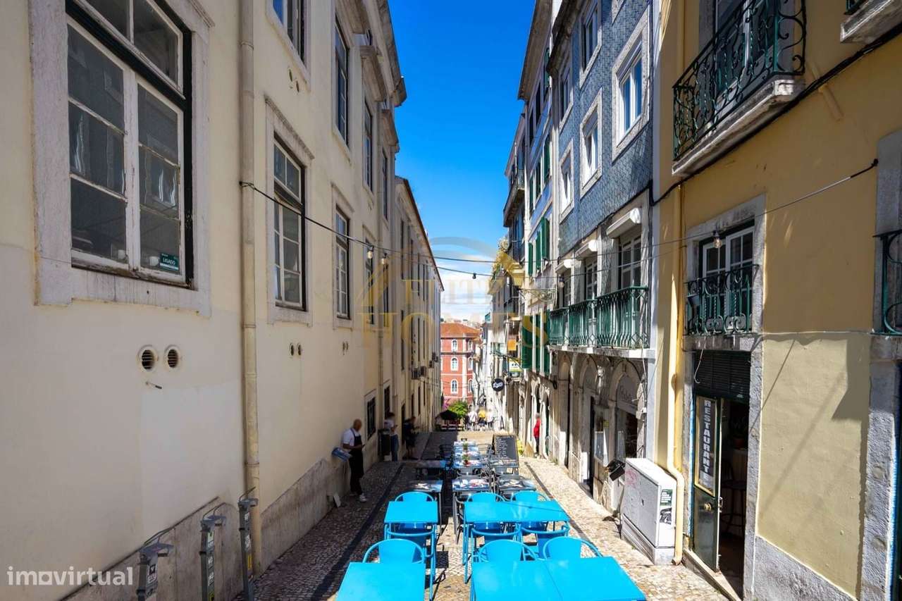 Chiado, T3 convertido em 2x T1 com rentabilidade-25