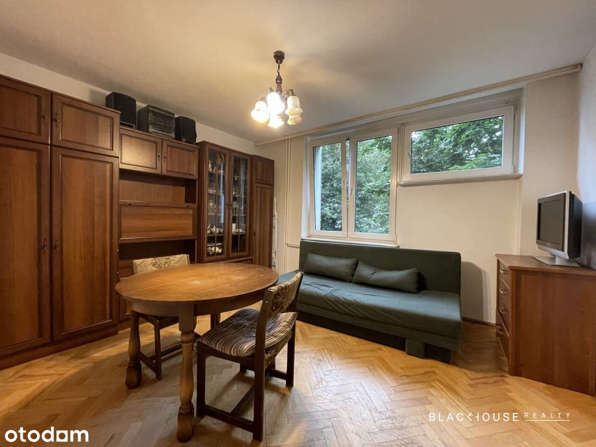 Mieszkanie 3 pok. ul. Różyckiego, Azory-0