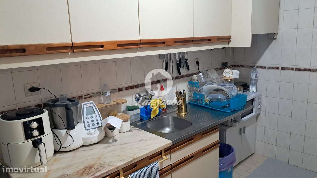 Apartamento T1, junto à A44, em Vila Nova de Gaia - Grande imagem: 5/12