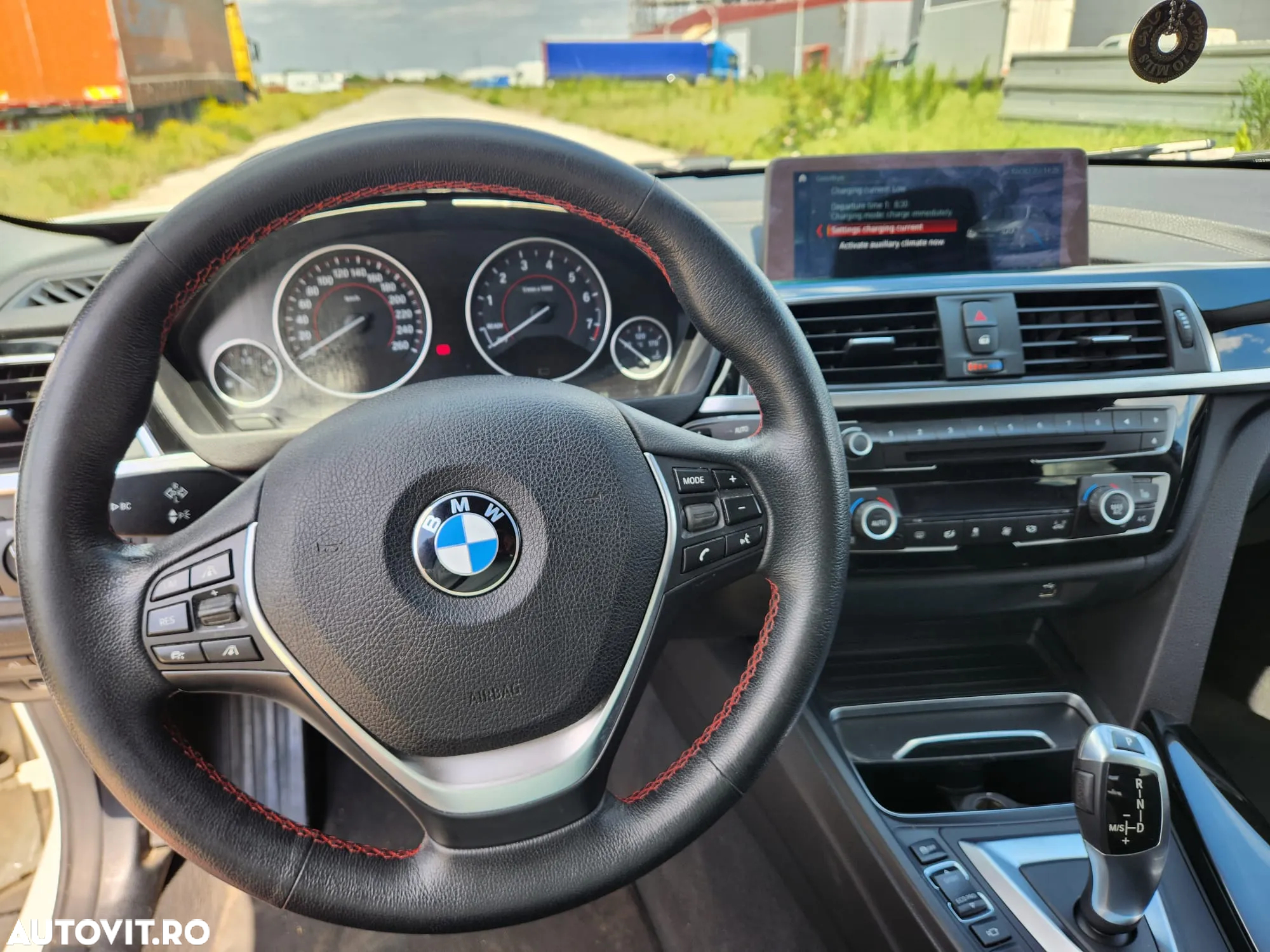 BMW Seria 3 330e iPerformance AT Sport Line - 21